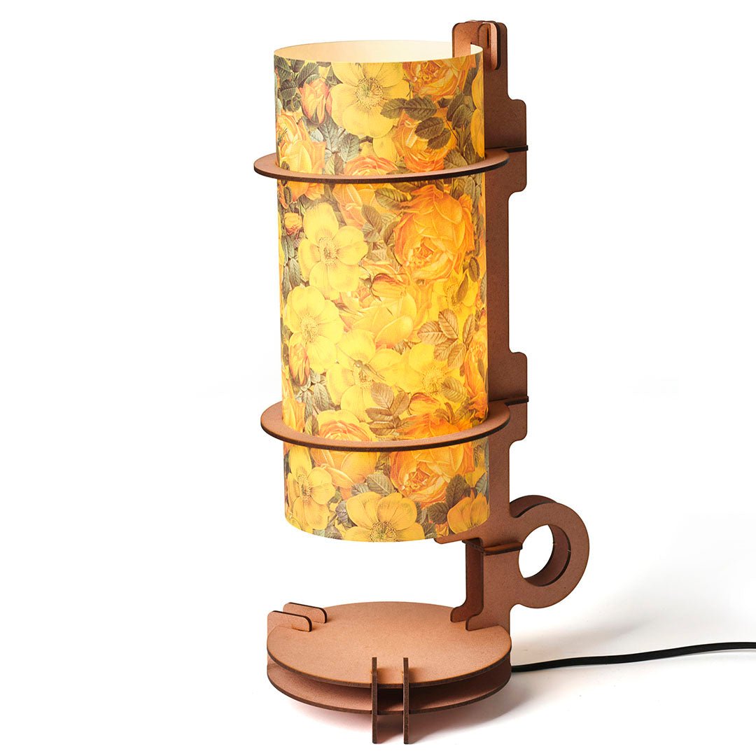 A(3) Tafellamp - hout in de kleur Naturel van Van Tjalle en Jasper