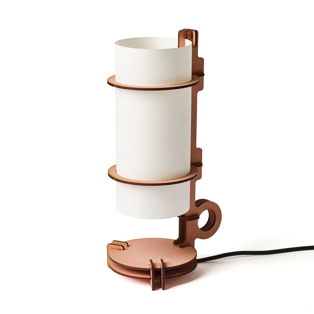 A(4) tafellamp - hout in de kleur Dirty Mint van Van Tjalle en Jasper