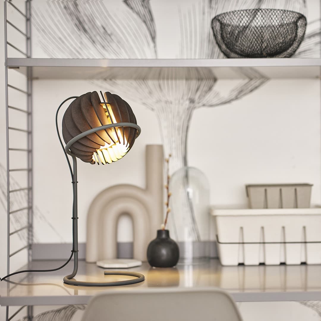 Atmosphere bureaulamp - bureaulamp in de kleur Deep Blue van Van Tjalle en Jasper