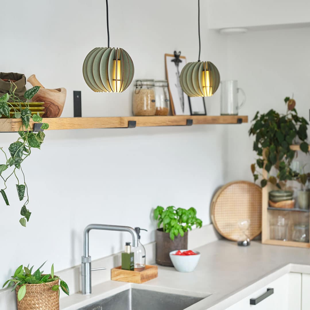 Atmosphere hanglamp - hanglamp in de kleur Black van Van Tjalle en Jasper