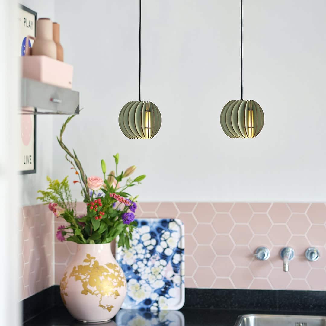 Atmosphere hanglamp - hanglamp in de kleur Black van Van Tjalle en Jasper