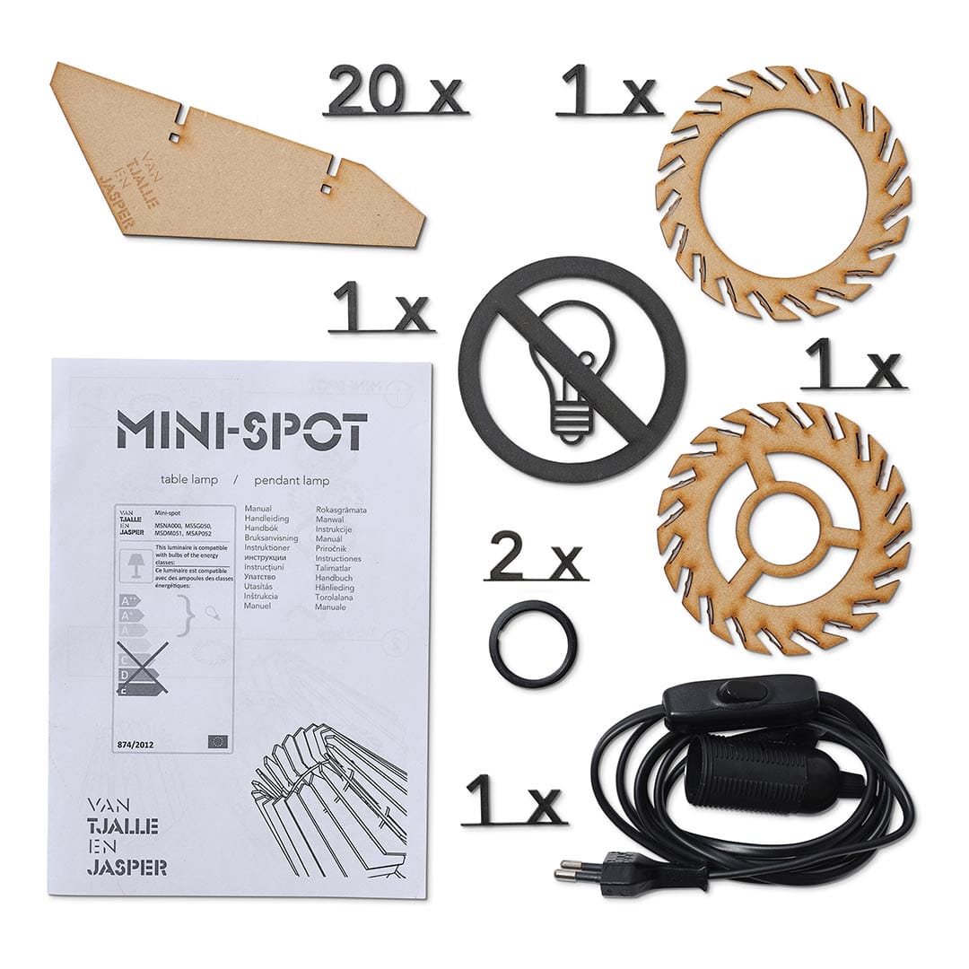 Mini - spot tafellamp - hout in de kleur Black van Van Tjalle en Jasper