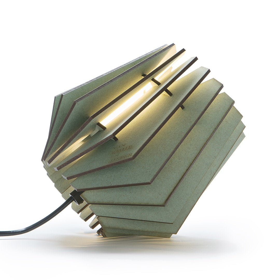 Mini - spot tafellamp - hout in de kleur Black van Van Tjalle en Jasper