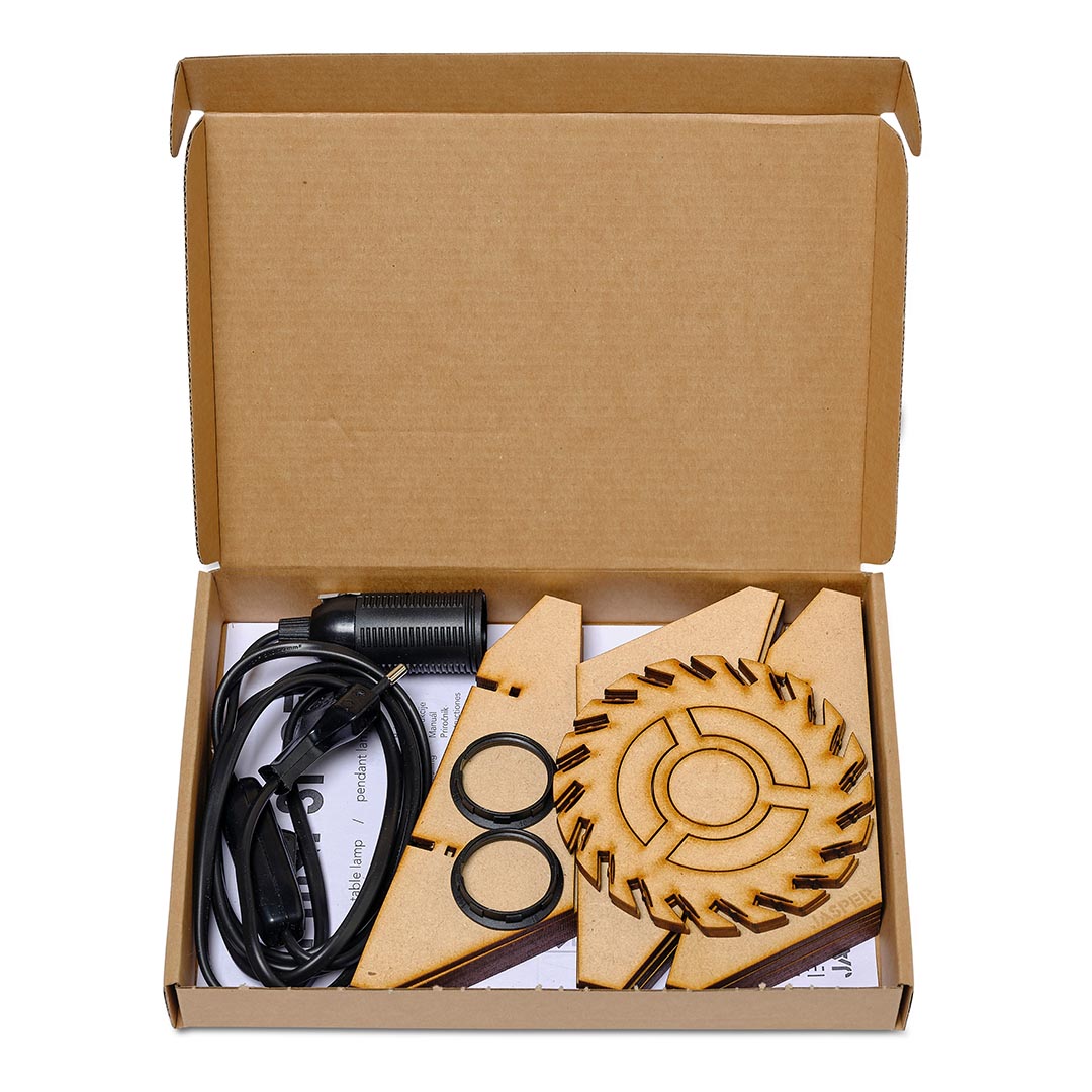 Mini - spot tafellamp - hout in de kleur Black van Van Tjalle en Jasper