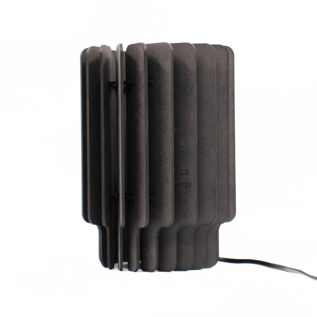 Nova tafellamp - hout in de kleur Dirty Mint van Van Tjalle en Jasper