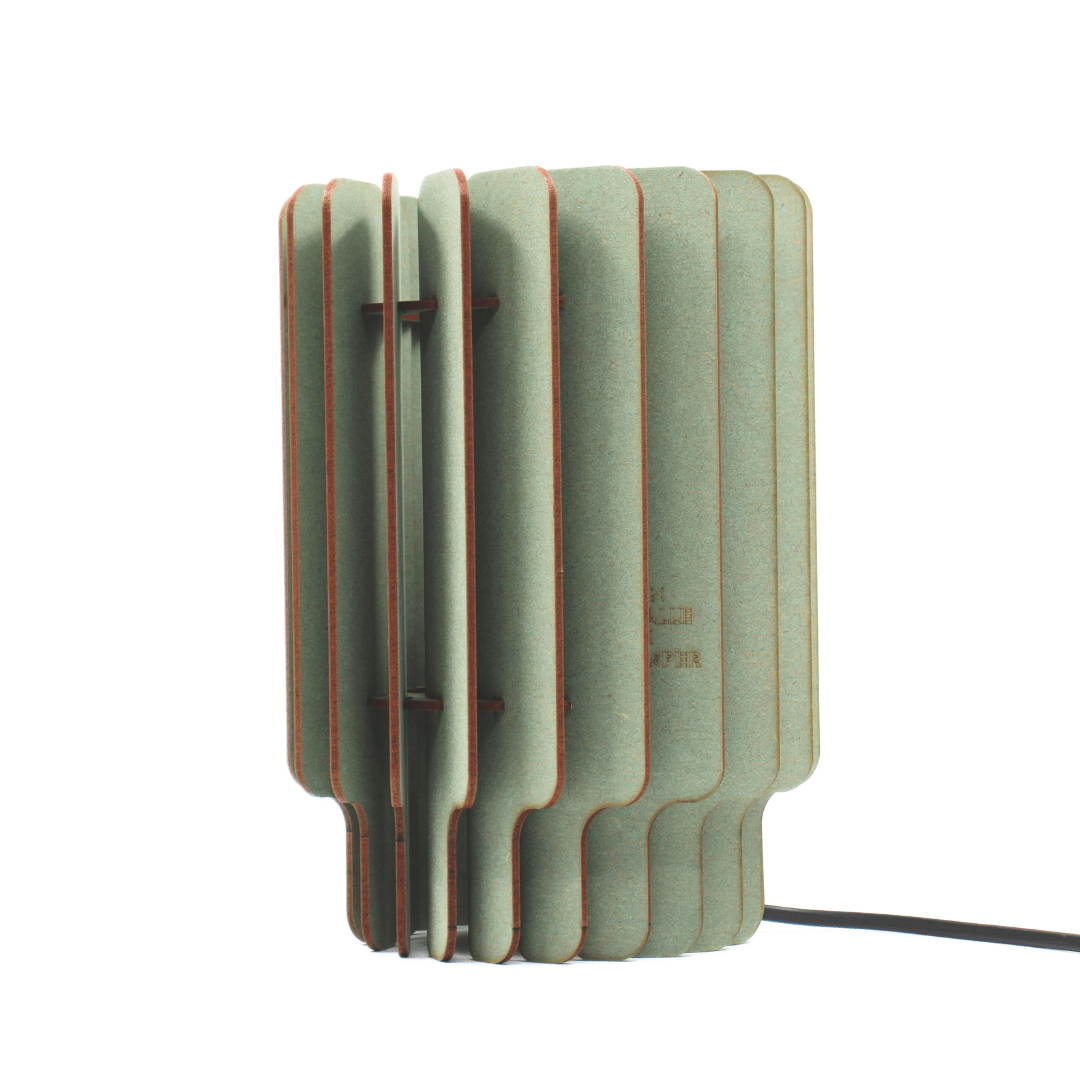 Nova tafellamp - hout in de kleur Dirty Mint van Van Tjalle en Jasper