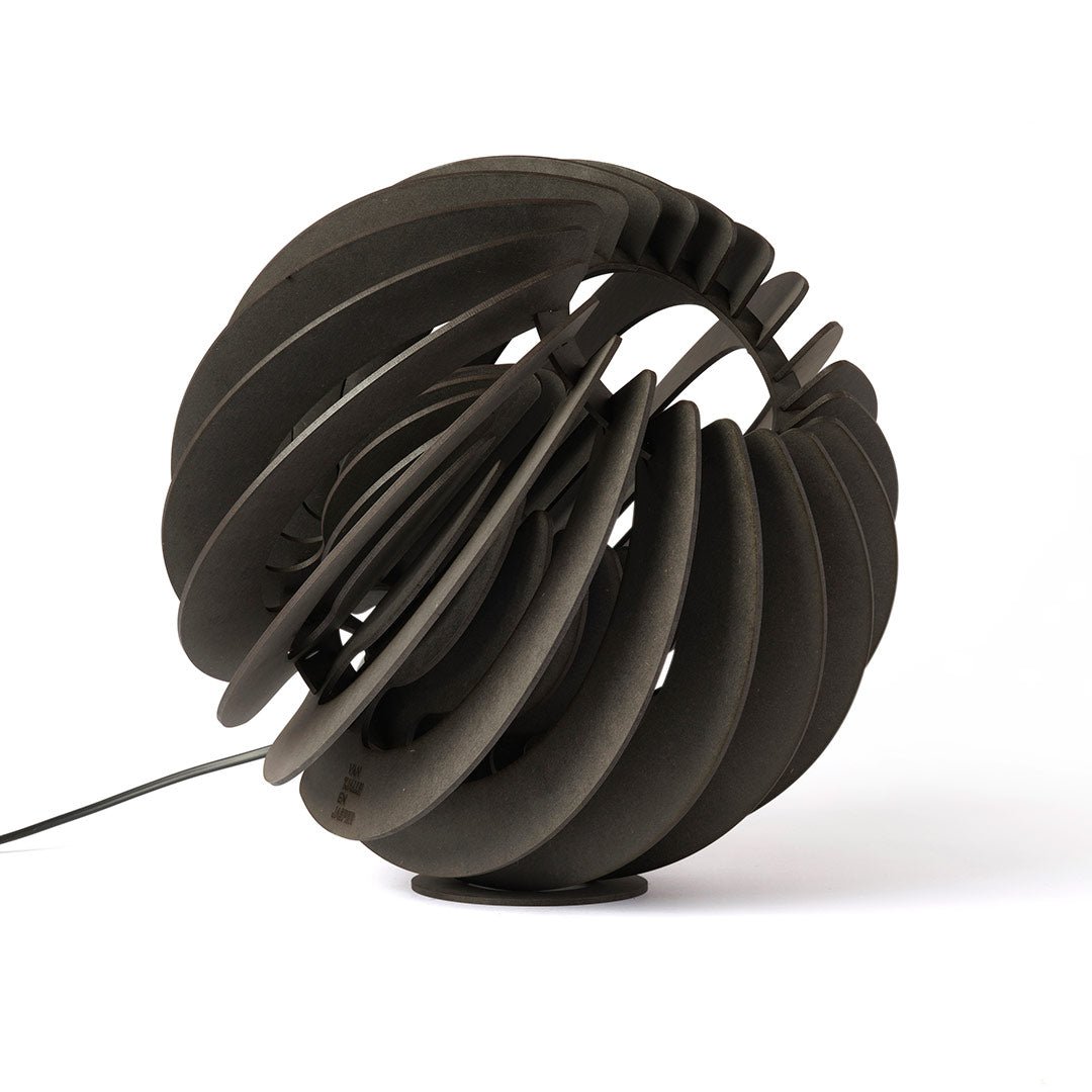 William Shakesphere vloerlamp - hout in de kleur Naturel van Van Tjalle en Jasper