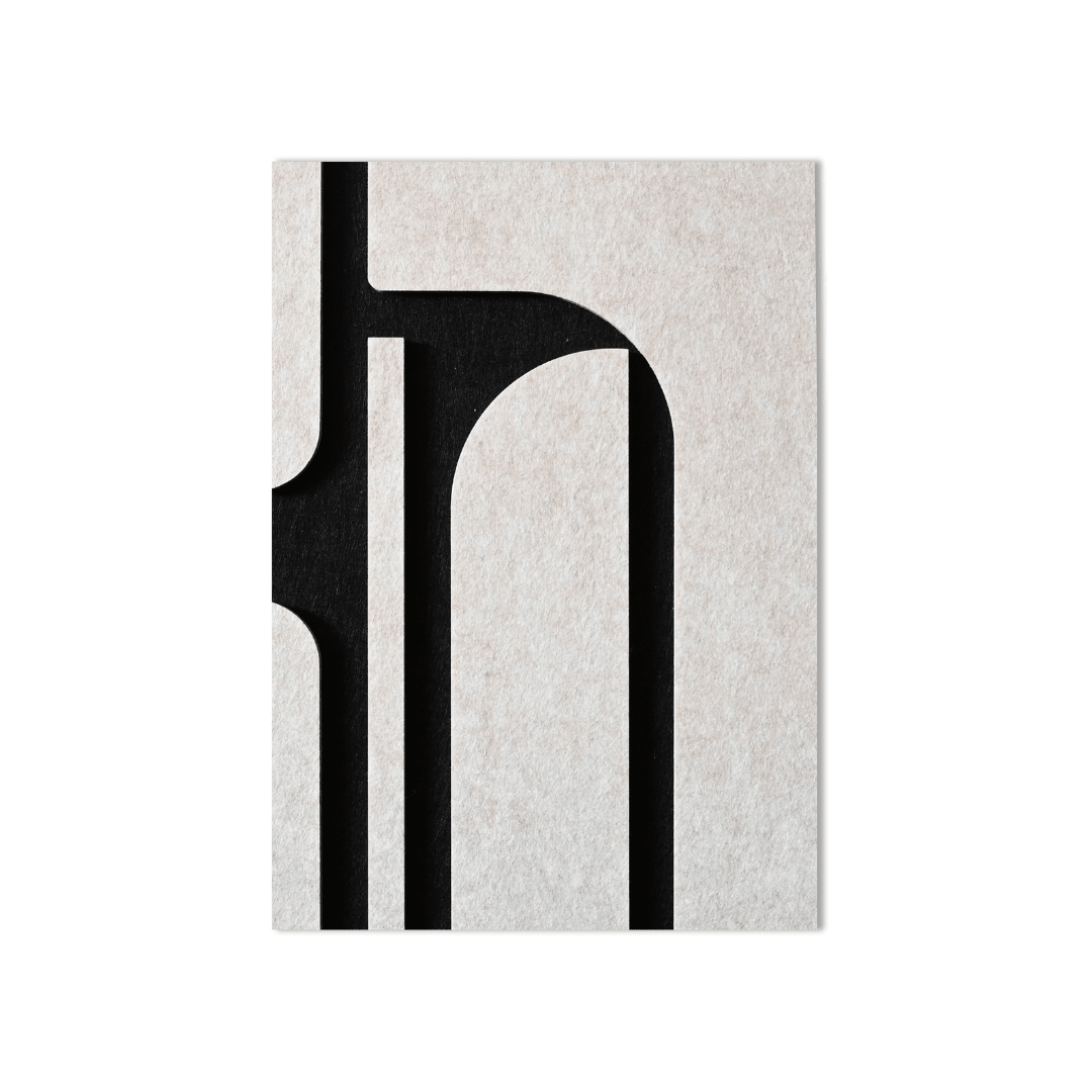 Abstract vilt wanddecoratie - vilten wanddecoratie in de kleur Black & white van Van Tjalle en Jasper