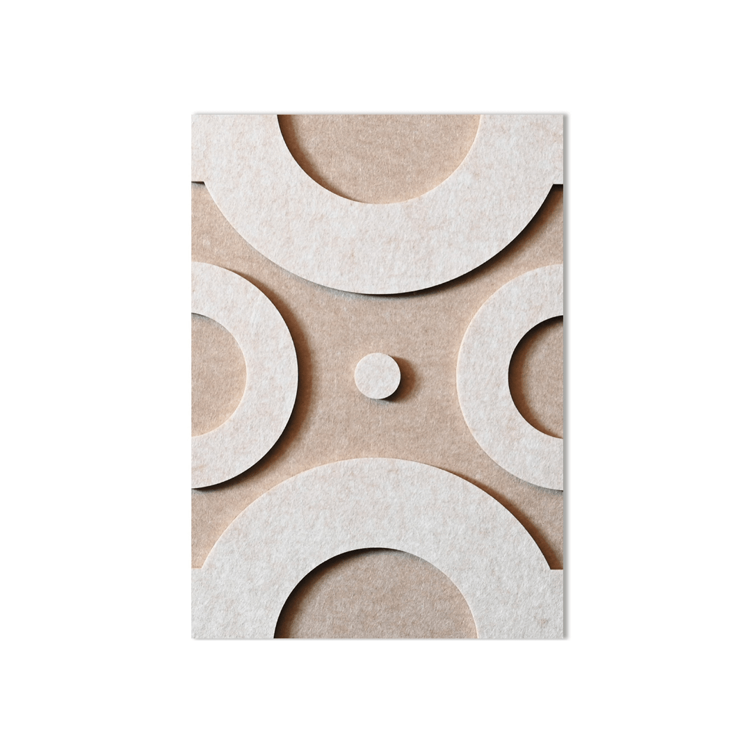 Dot vilt wanddecoratie - vilten wanddecoratie in de kleur White & sand van Van Tjalle en Jasper