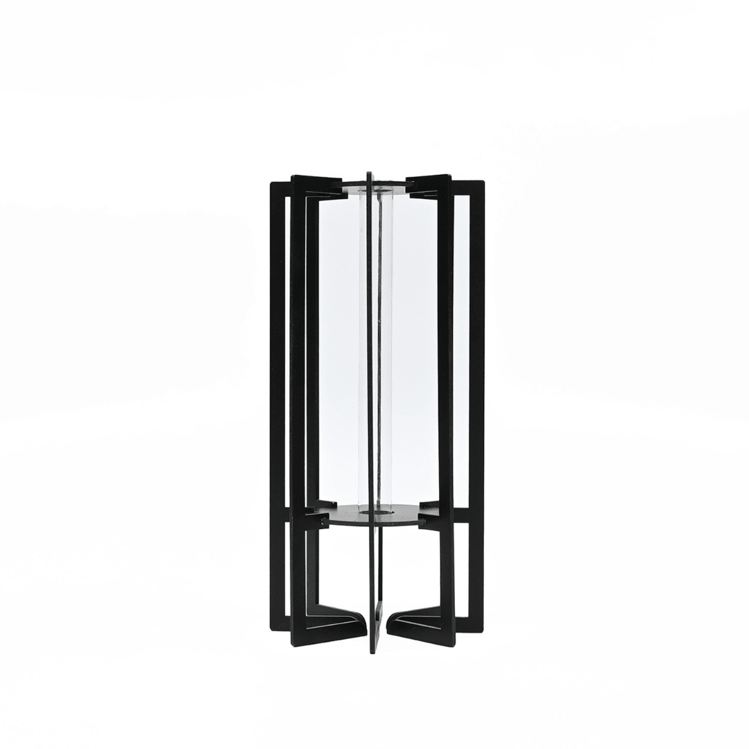 Square bloemenvaas - Bloemenvaas in de kleur Black van Van Tjalle en Jasper